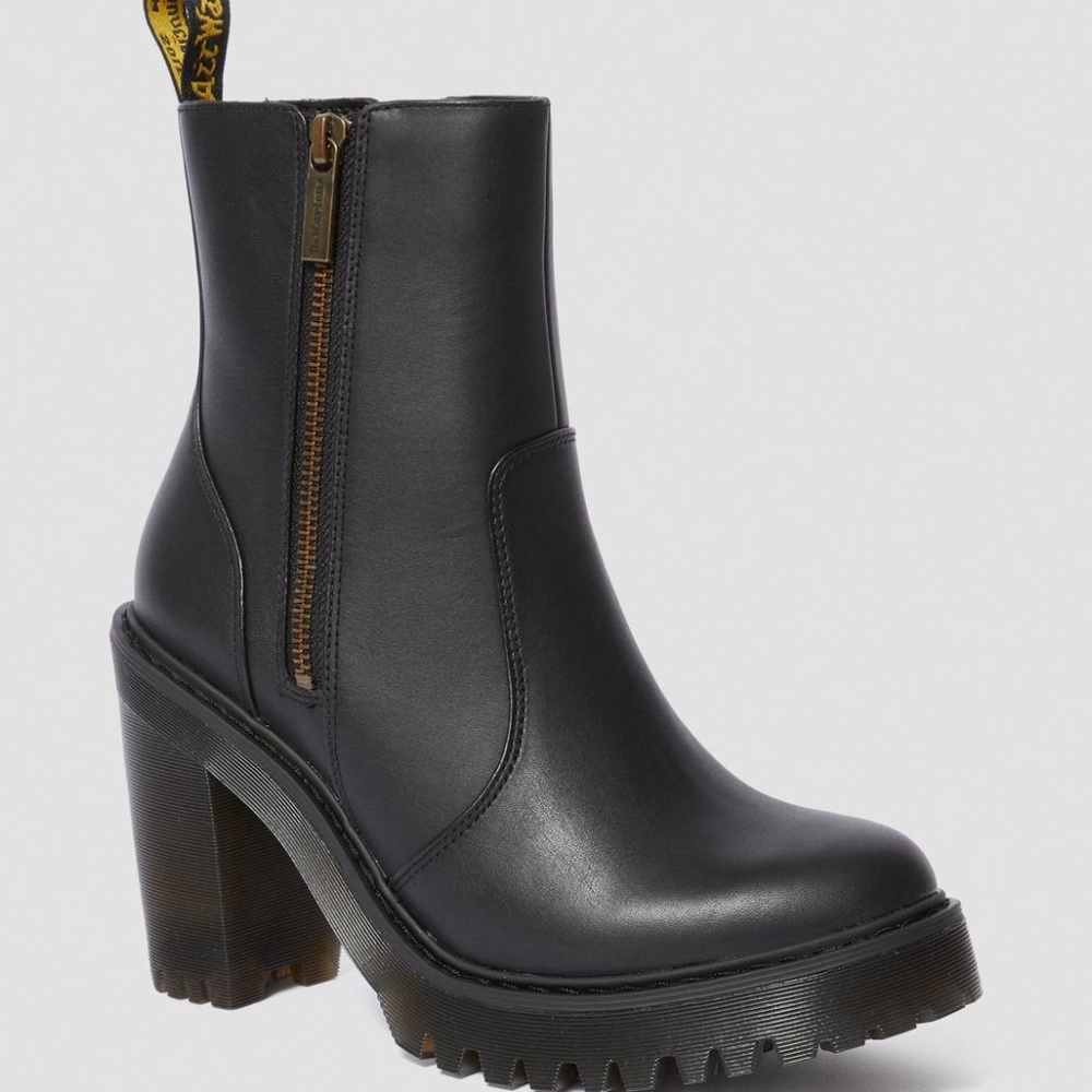 Dr. Martens Women's Magdalena II Platform Quad Heeled Boots Black Leather US 10